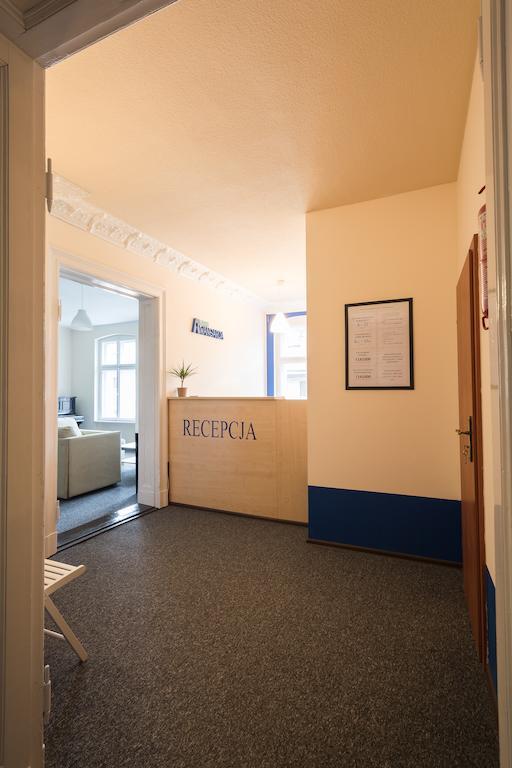 Hostel Awangarda Poznań Buitenkant foto