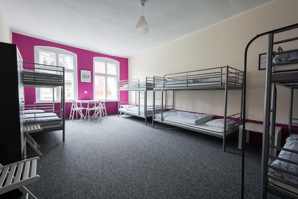 Hostel Awangarda Poznań Buitenkant foto